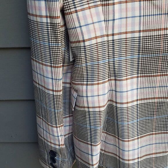 NWT!! Riley & Rae Multi Color Plaid Blazer Size 8 - Picture 7 of 11